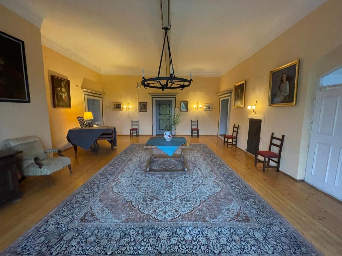 Schloss Moosburg Gaestehaus Buitenkant foto