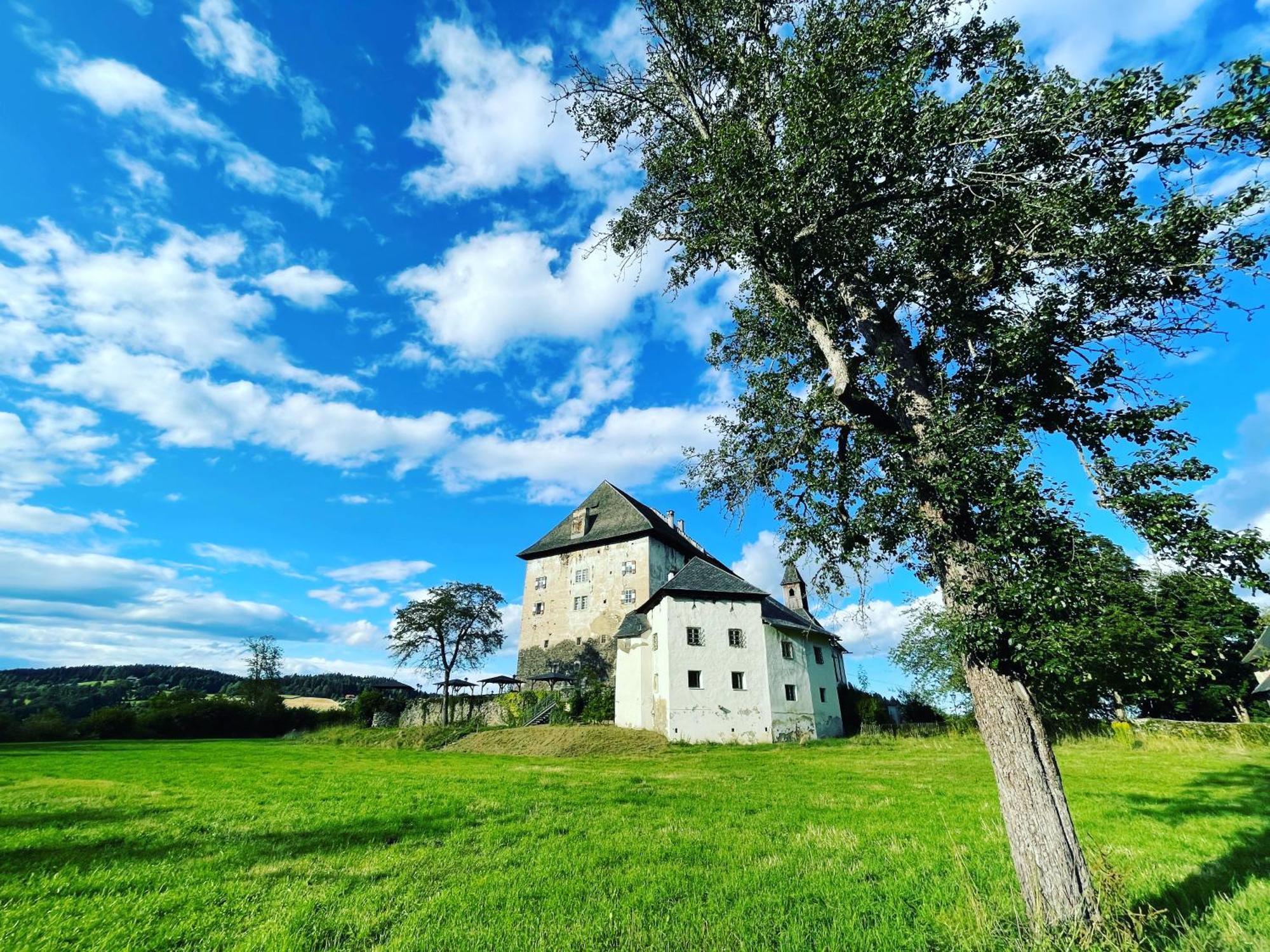 Schloss Moosburg Gaestehaus Buitenkant foto
